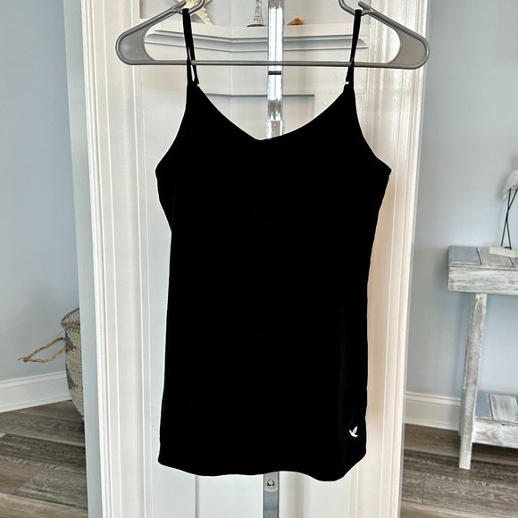 NWT! Wuhou Cute Basic Black Cami Top w Adjustable Straps - Picture 1 of 5
